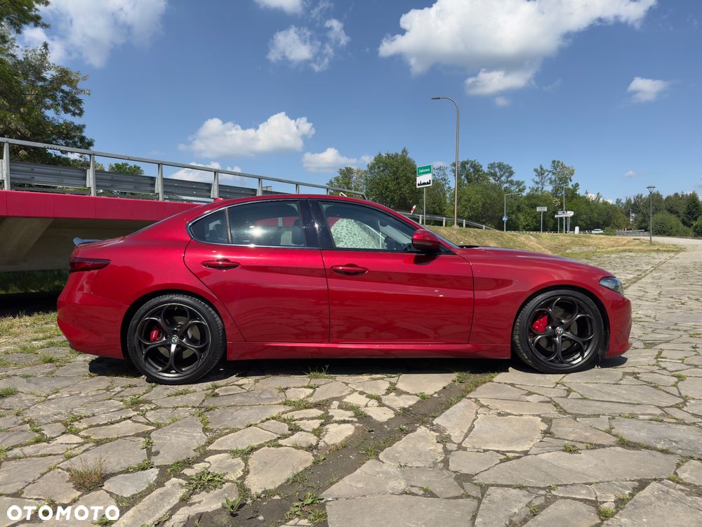 Alfa Romeo Giulia - 3