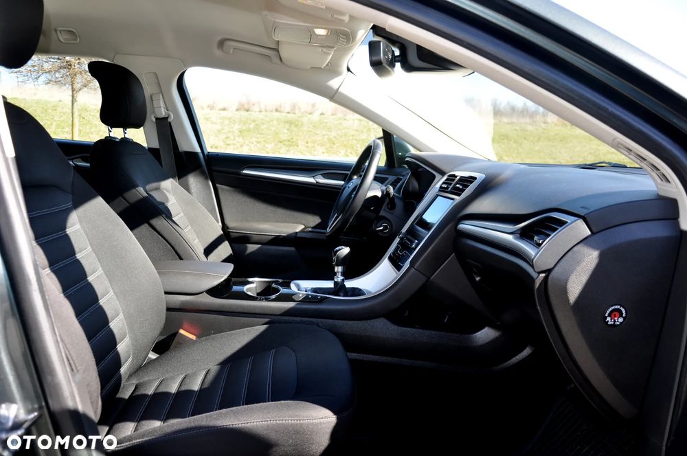 Ford Mondeo 1.5 EcoBoost Edition - 32