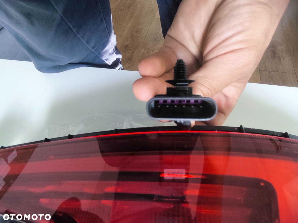 Volvo S60 III 2018 - 2025 Nowa Lampa Tylna Lewa  Europa - 8