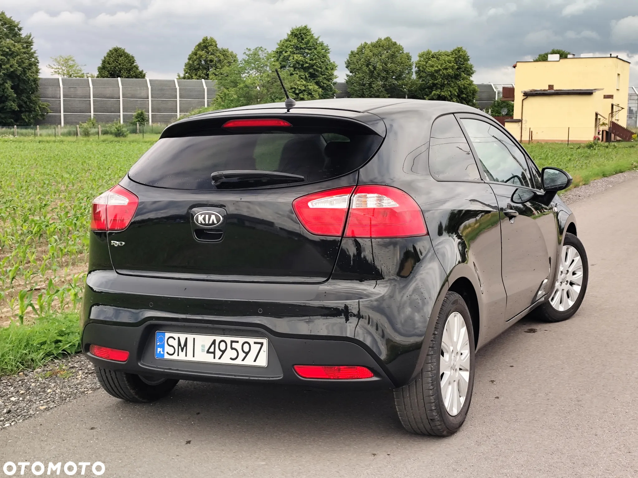 Kia Rio 1.2 Dream Team Edition - 14