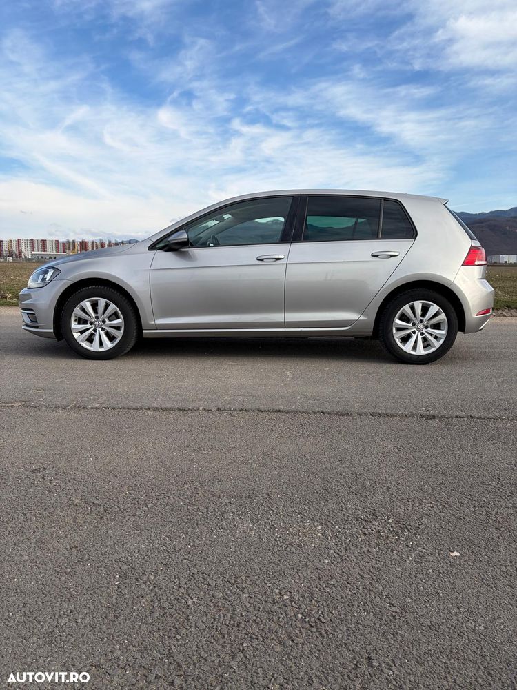 Volkswagen Golf 1.6 TDI Comfortline - 7