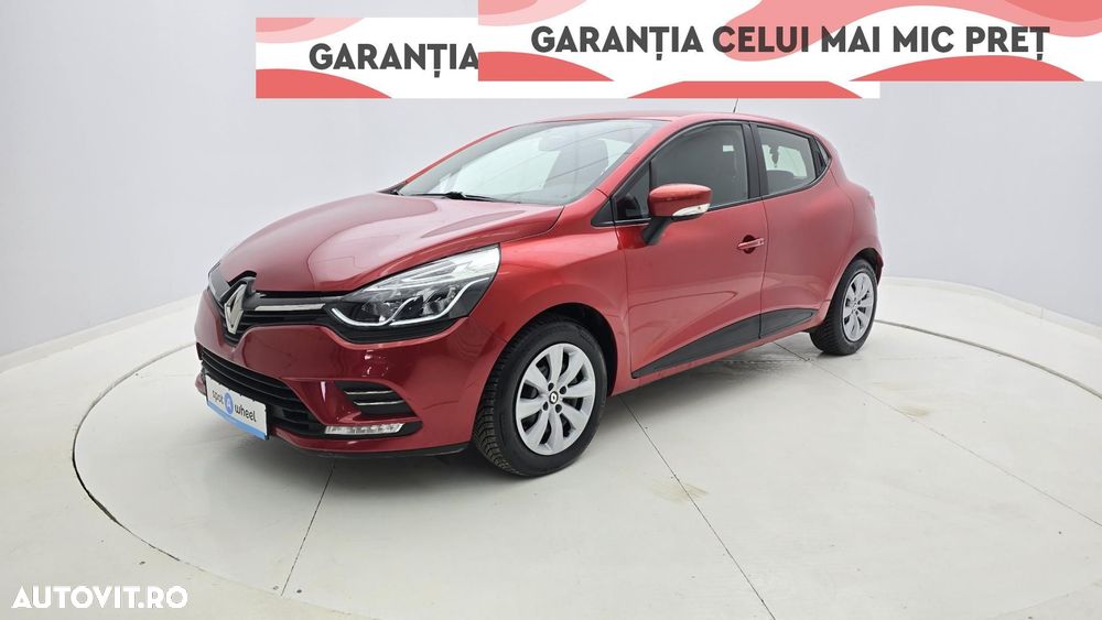 Renault Clio - 1