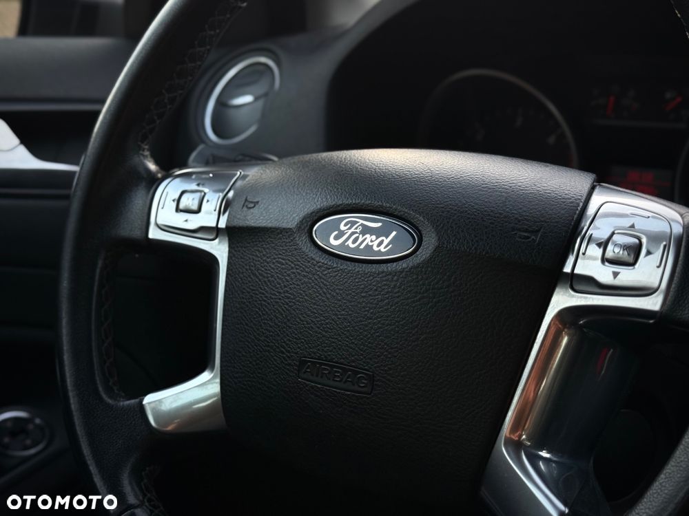 Ford Mondeo 2.0 TDCi Silver X - 22