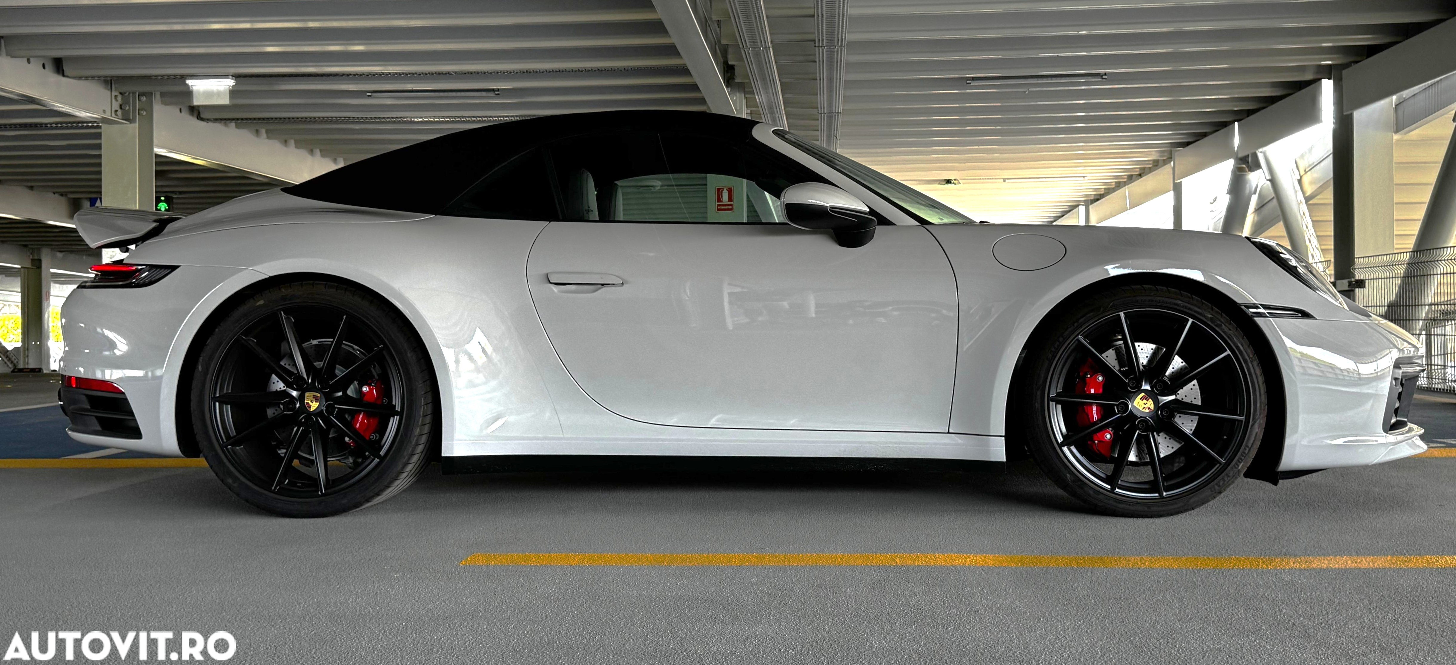 Porsche 911 Carrera 4S Cabriolet PDK - 18