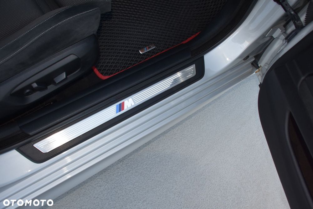BMW Seria 5 530d xDrive - 25