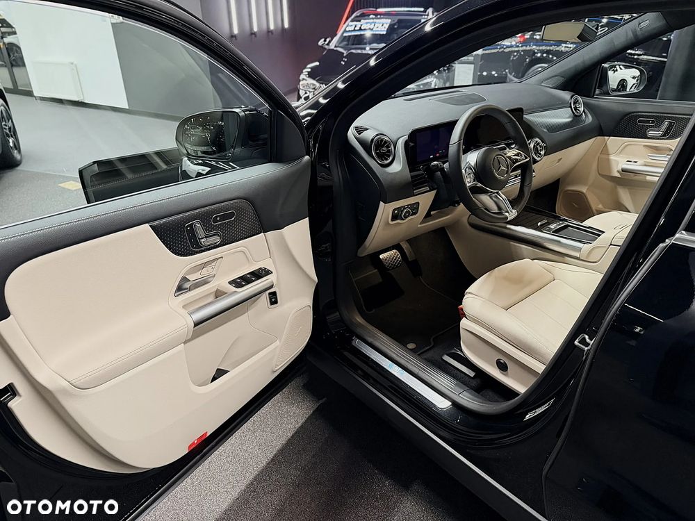 Mercedes-Benz EQA 300 66.5kWh 4-Matic Progressive - 8