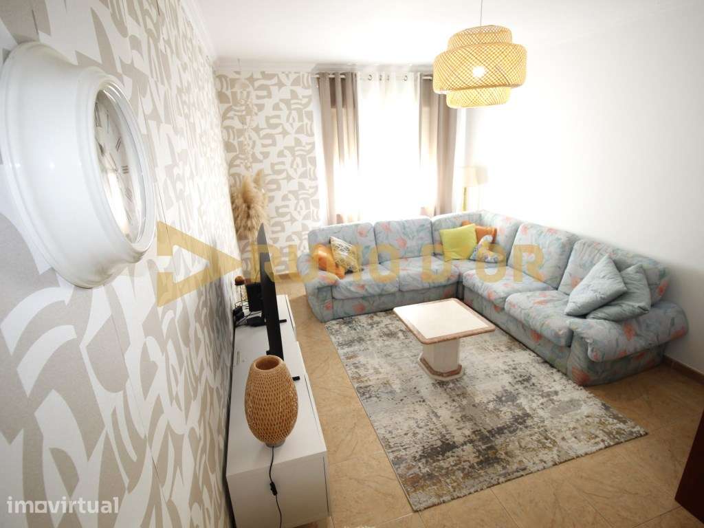 Apartamento T2 no Carregado, Alenquer - Grande imagem: 2/21