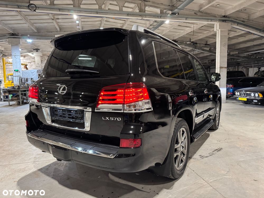 Lexus LX 570 - 19