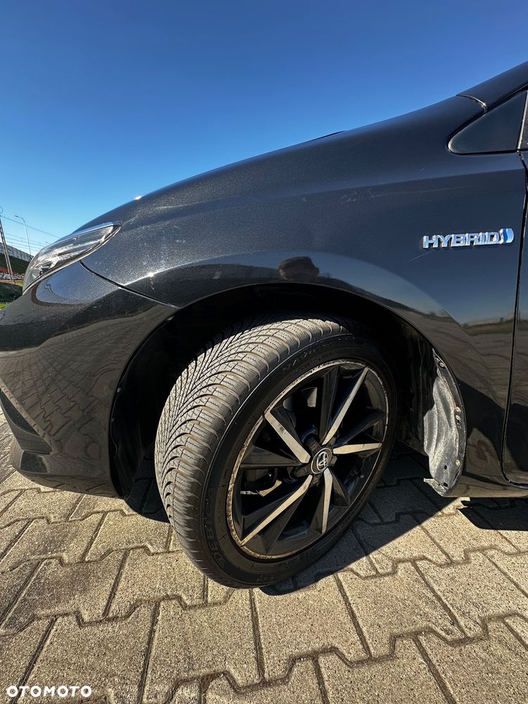 Toyota Auris - 10