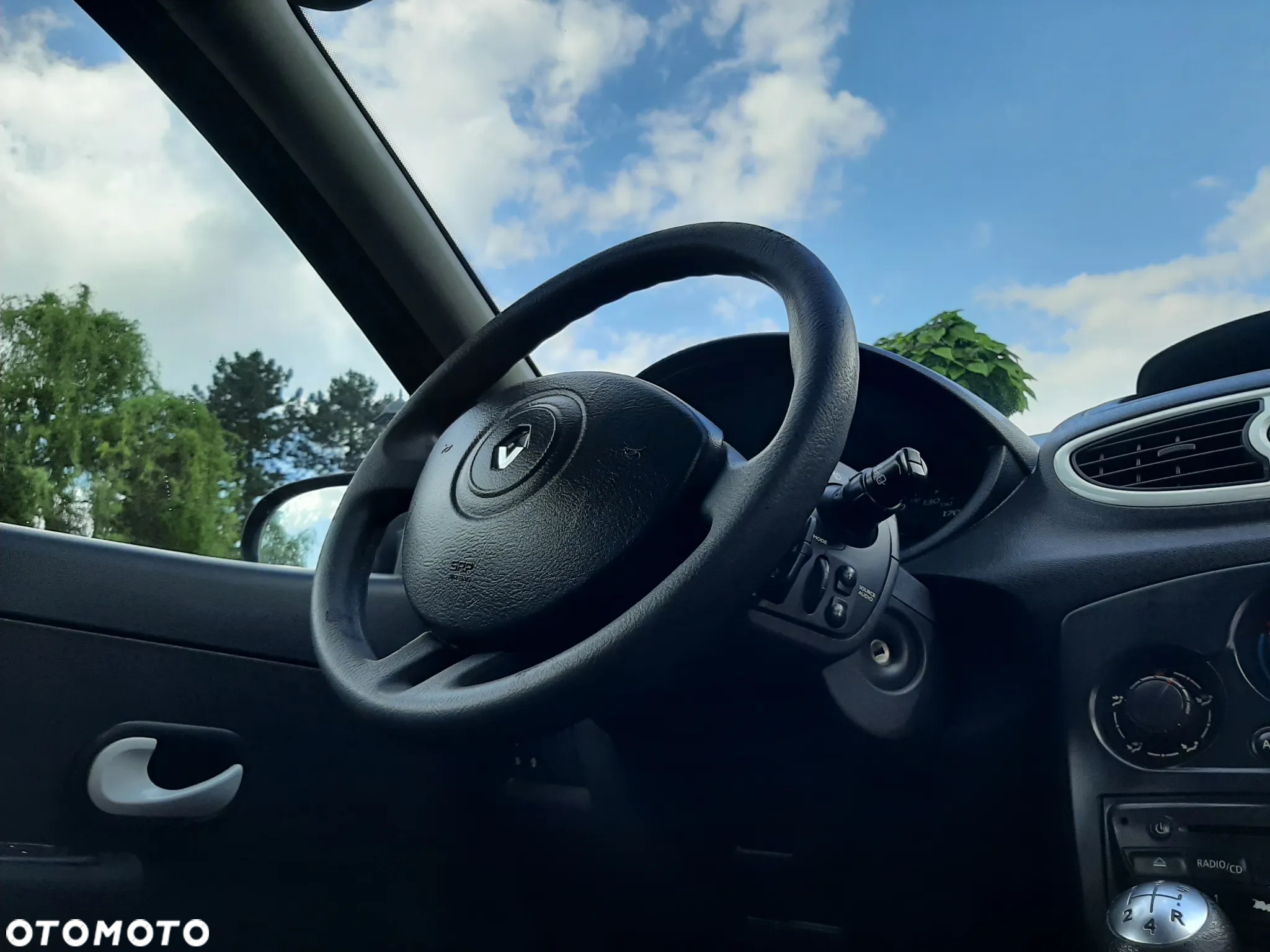 Renault Clio - 13