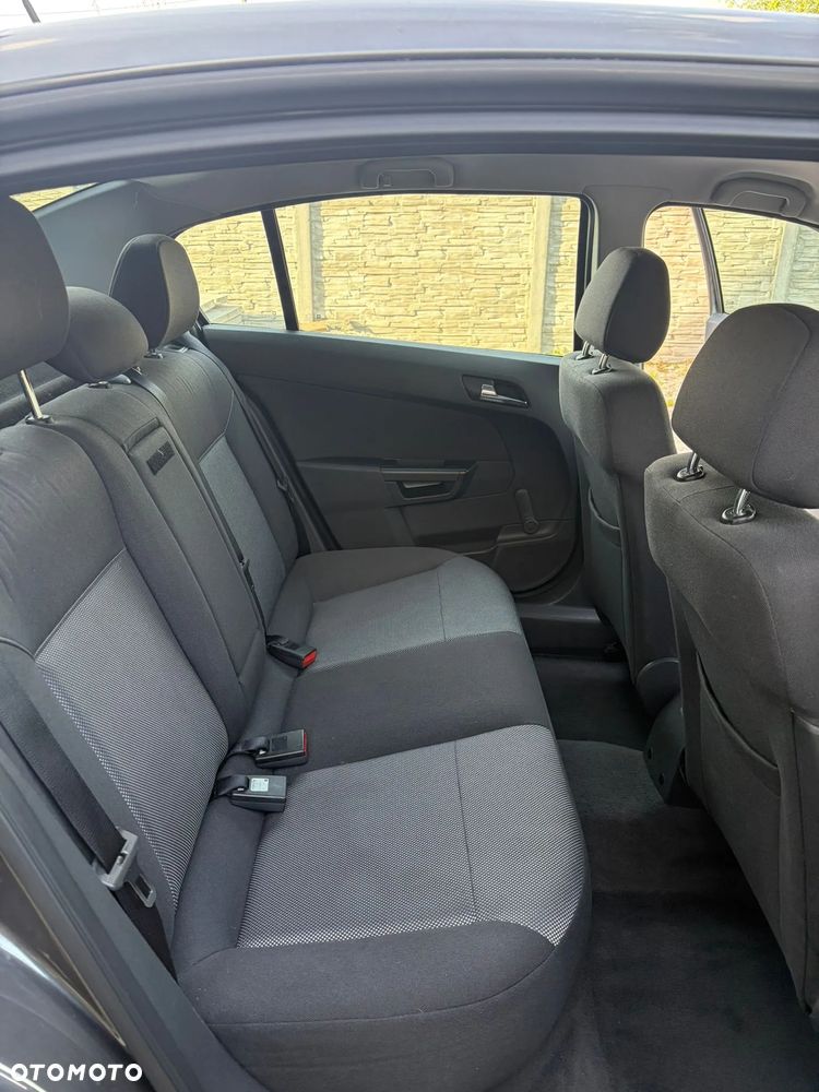 Opel Astra 1.6 Enjoy - 8