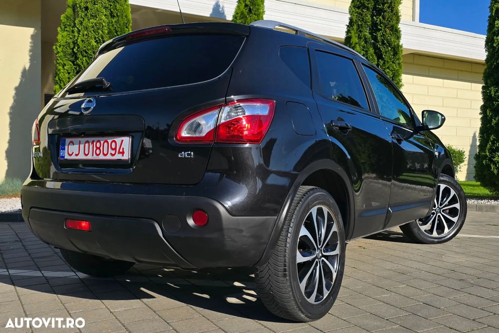Nissan Qashqai 2.0 DCI 4 x 4 DPF tekna - 6