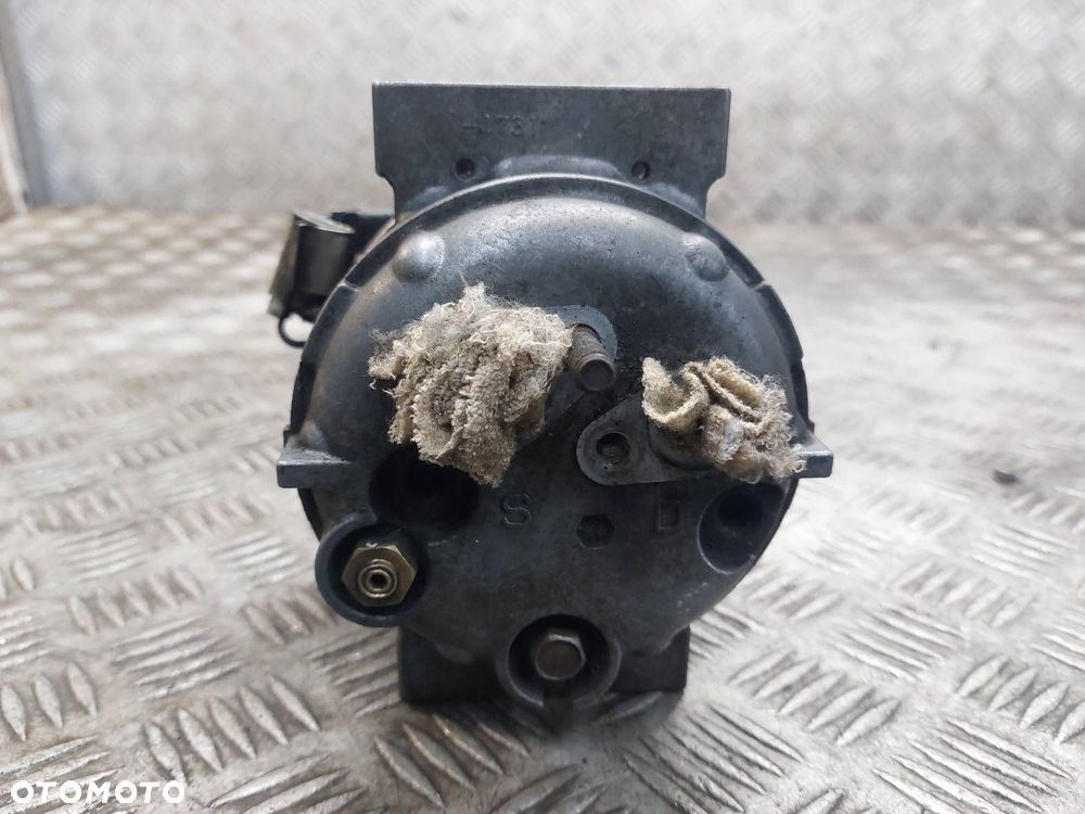 SPRĘŻARKA KOMPRESOR KLIMATYZACJI VOLVO S40 V40 I 2.0 16V 30613839 - 5