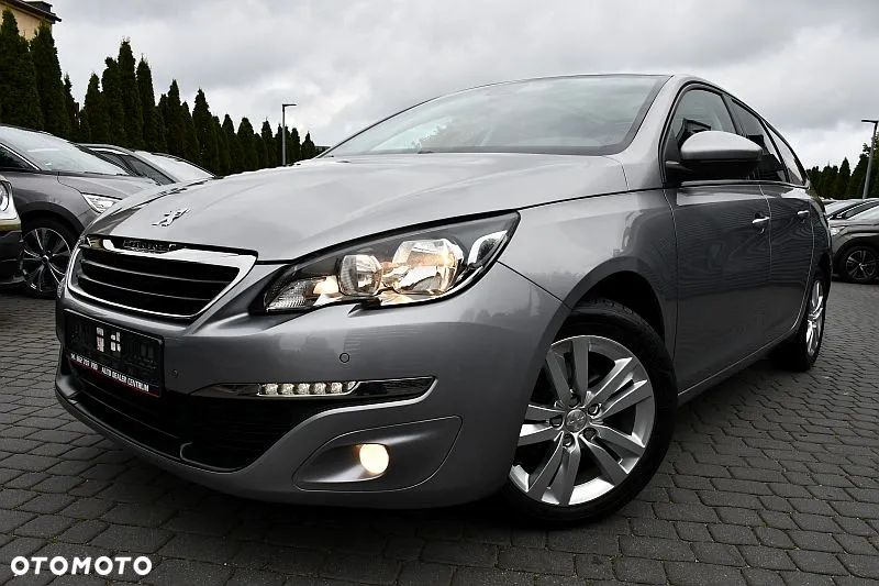 Peugeot 308 SW 1.6 BlueHDi Allure S&S - 32