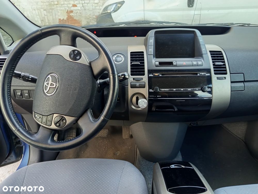 Toyota Prius 1.5 VVT-i Sol - 6