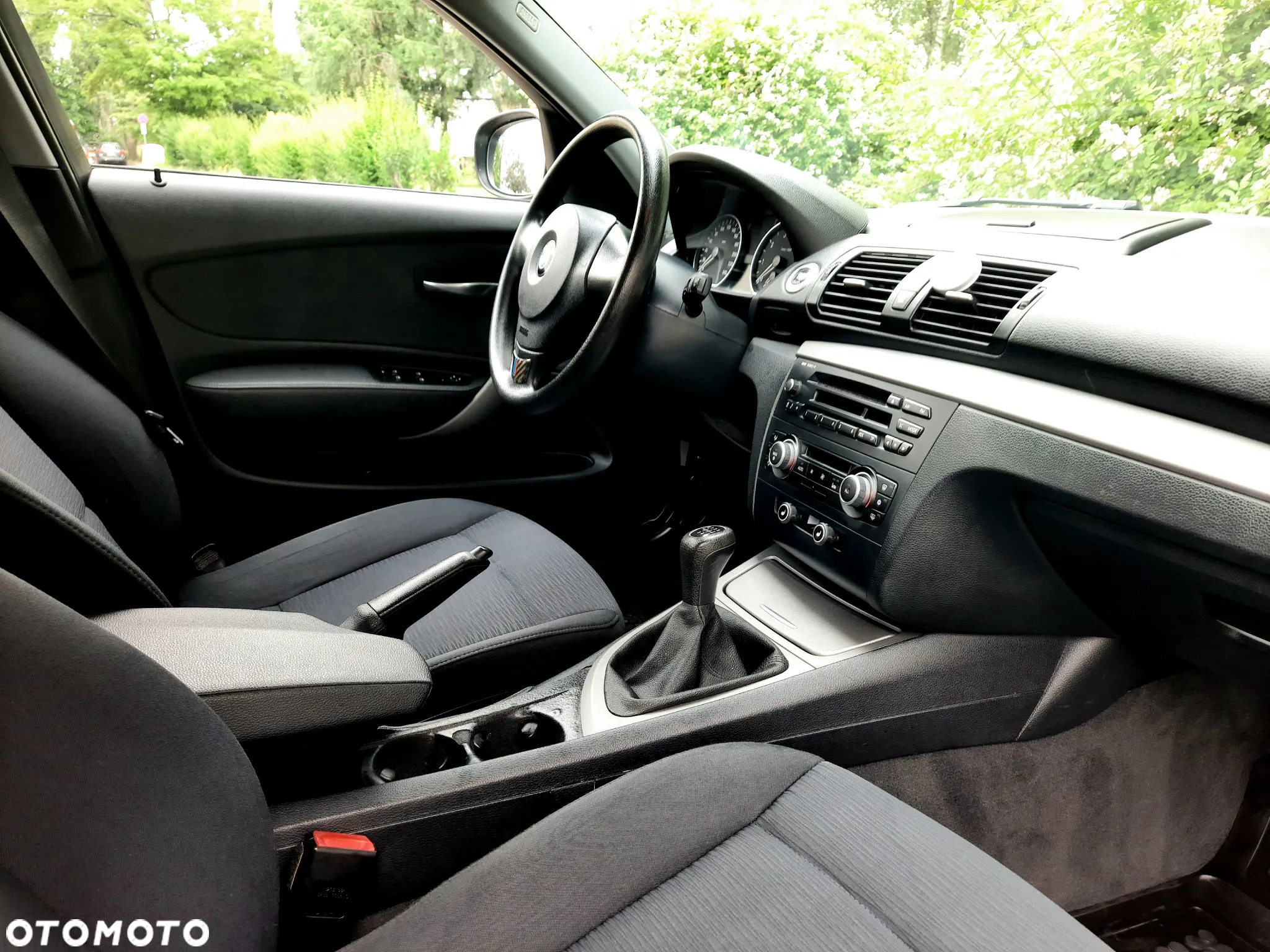 BMW Seria 1 118i - 4