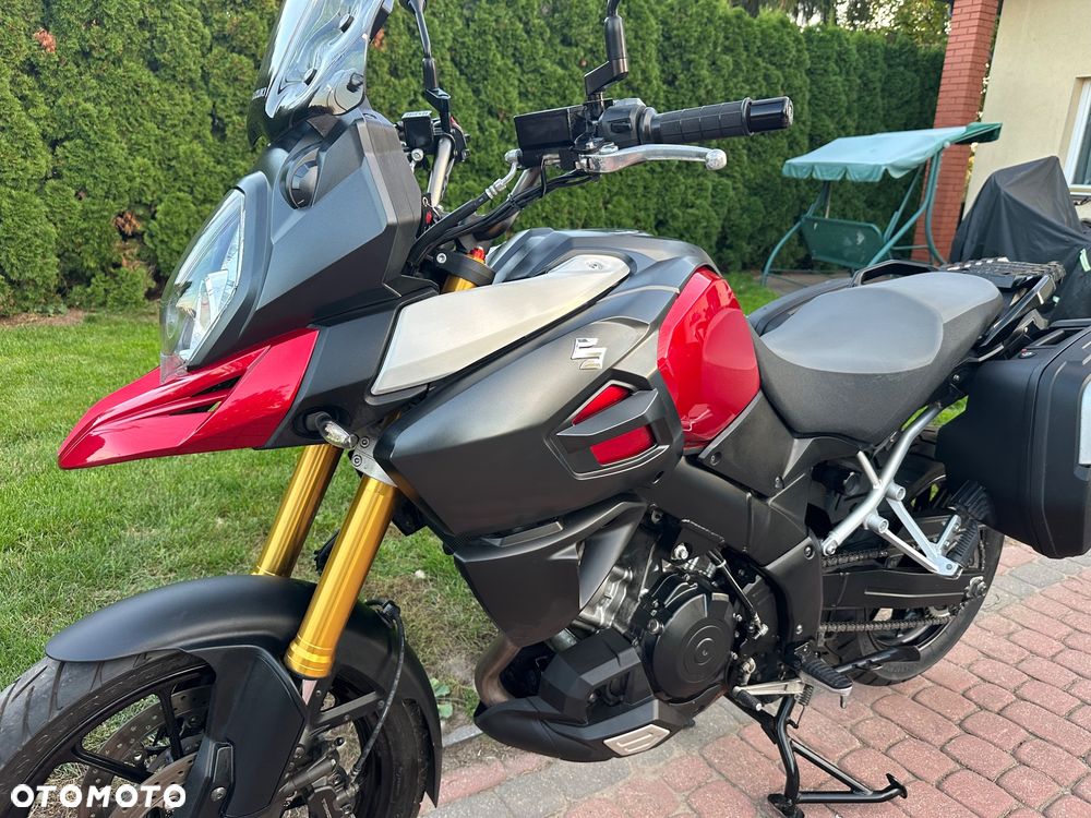 Suzuki DL - 22