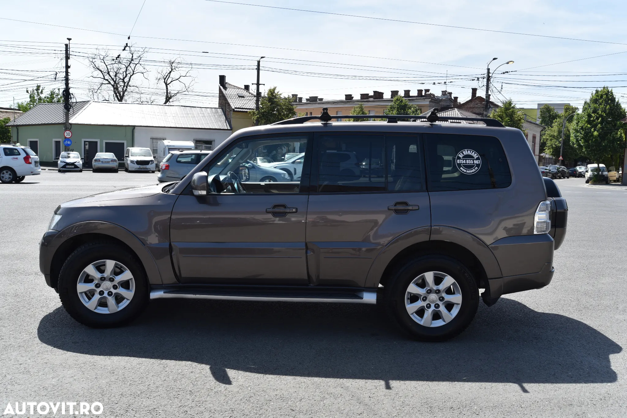 Mitsubishi Pajero - 6