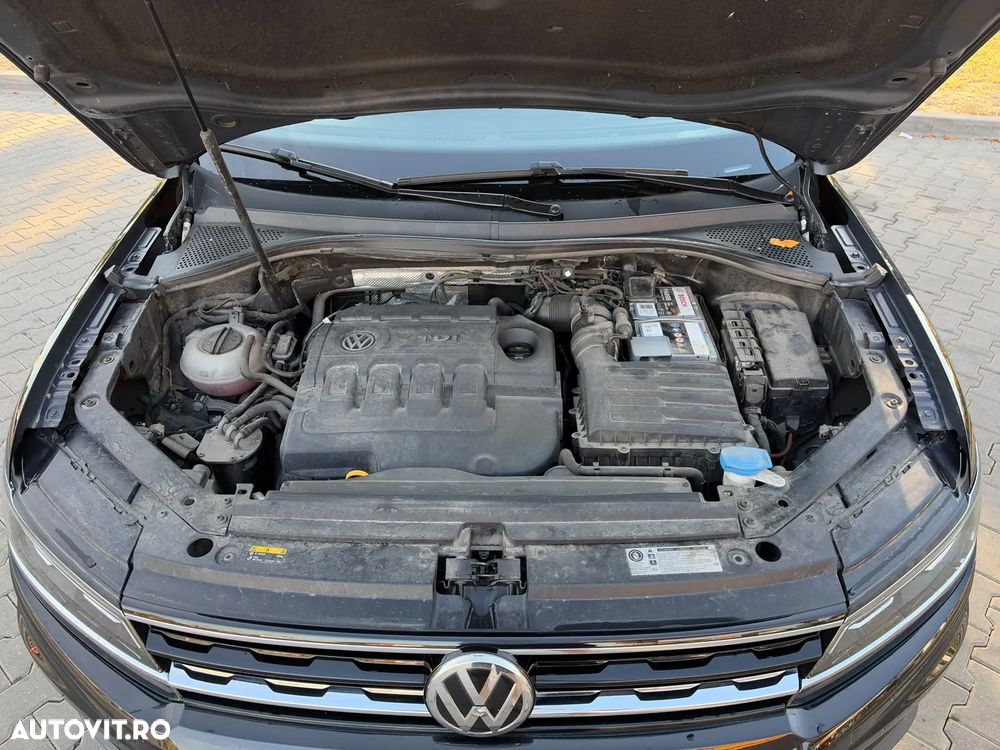Volkswagen Tiguan - 10