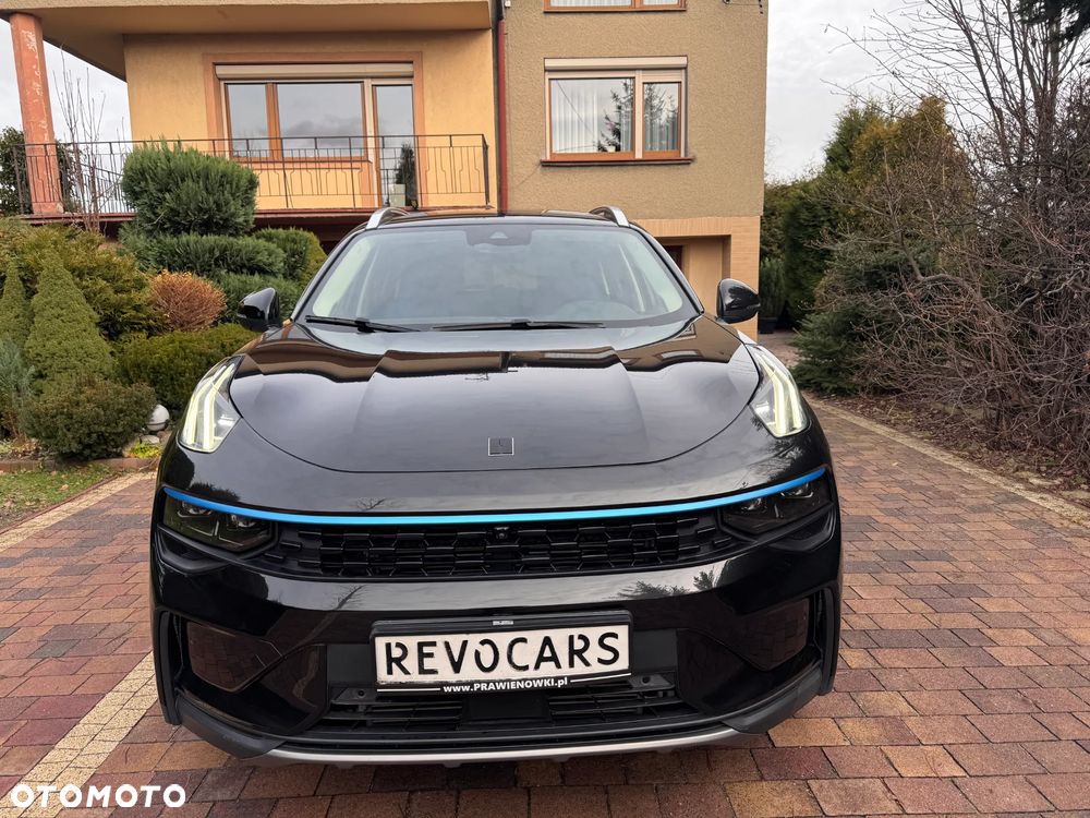 Lynk & Co 01 - 2