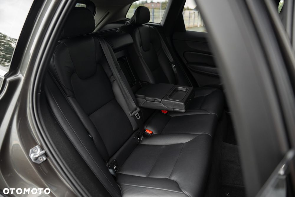 Volvo XC 60 D3 Momentum - 36