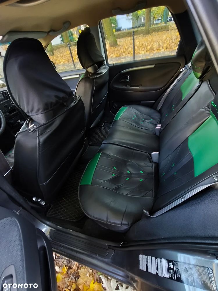 Volvo V40 - 4