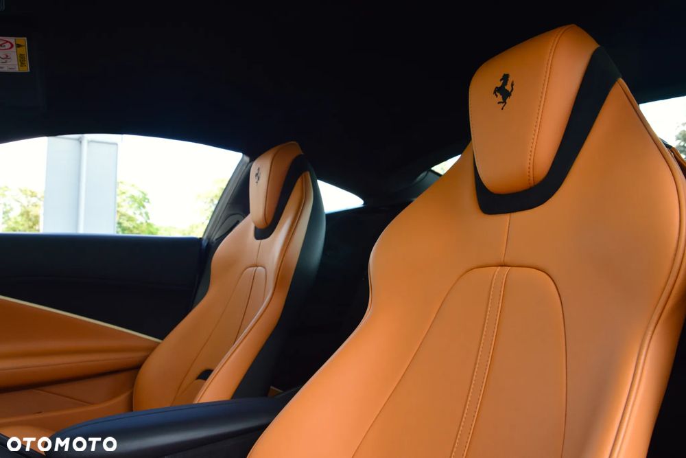 Ferrari Roma - 18