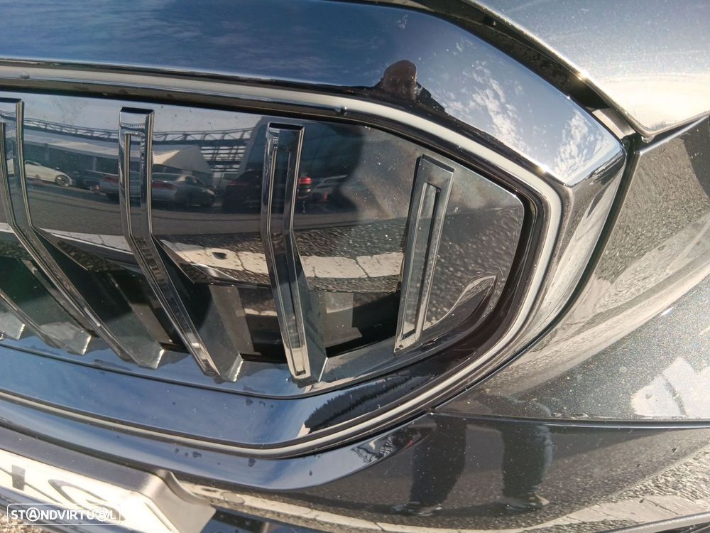 BMW 520 d Pack Desportivo M Pro - 32