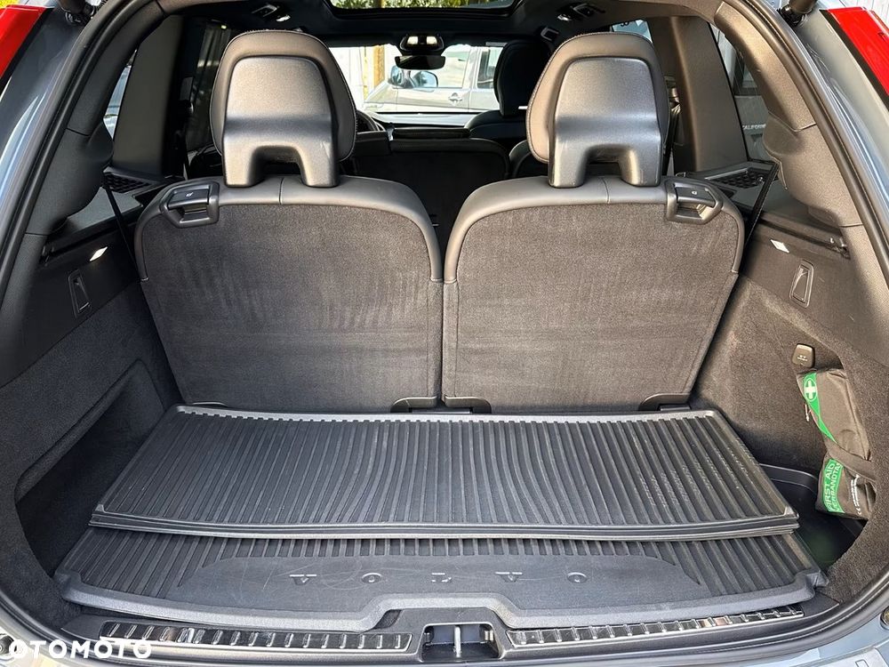 Volvo XC 90 B5 D AWD Plus Bright 7os - 33