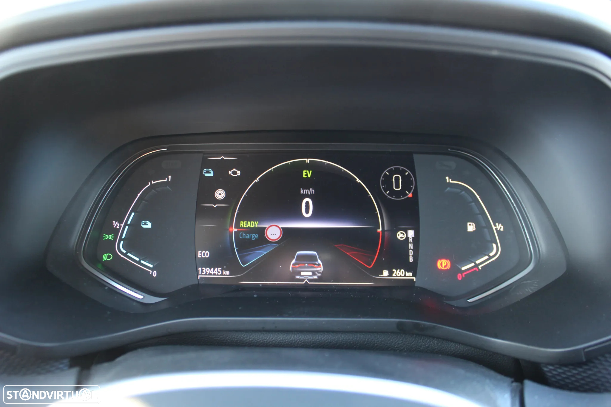 Renault Arkana 1.6 E-Tech Intens - 13