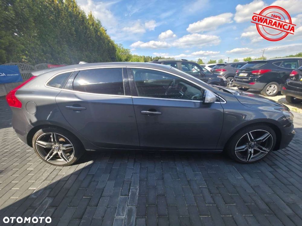 Volvo V40 - 13