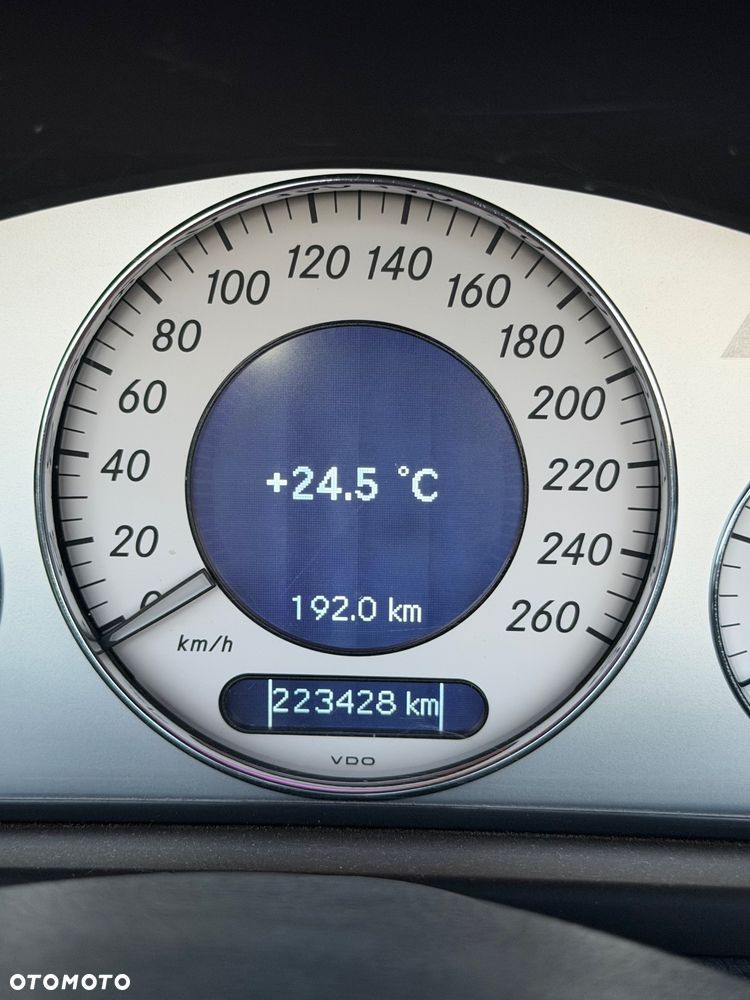 Mercedes-Benz CLK - 7