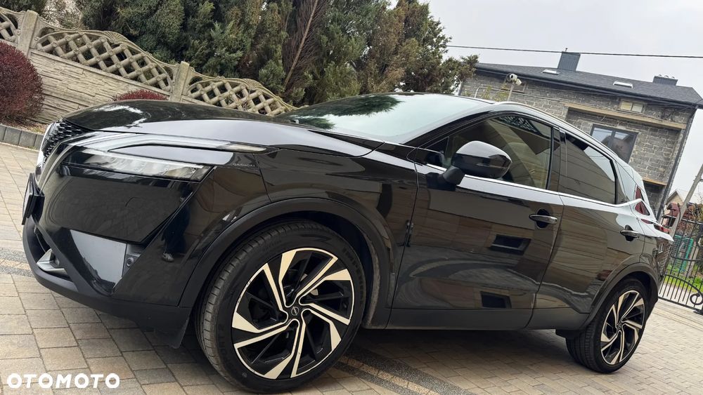 Nissan Qashqai 1.3 DIG-T MHEV Xtronic Tekna+ - 4