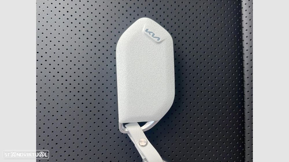 Kia EV4 81.4 kWh Tech - 24