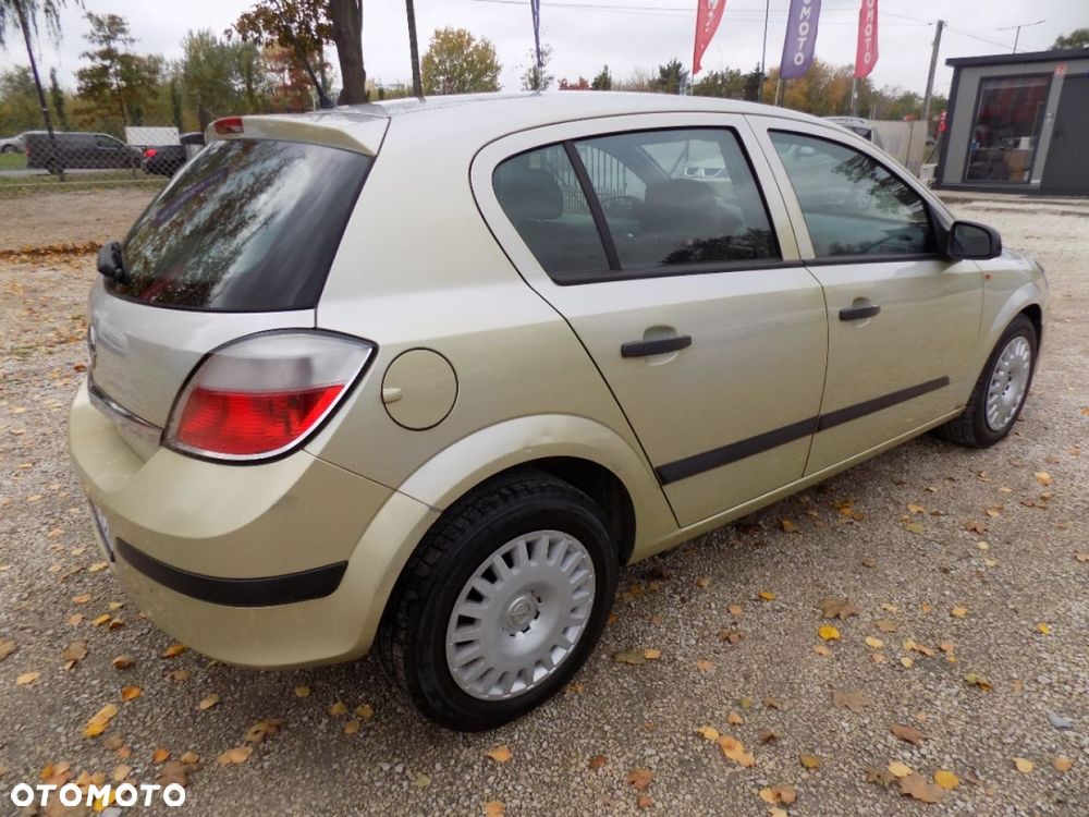 Opel Astra - 3