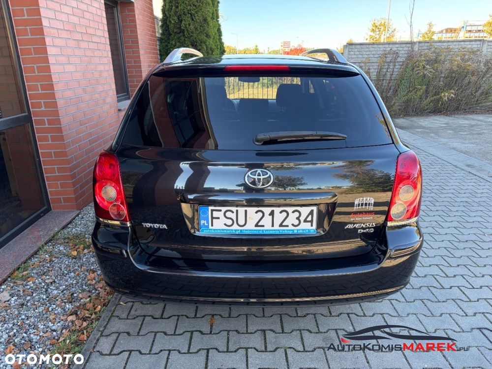 Toyota Avensis - 6