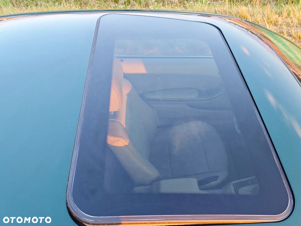 BMW Seria 3 323Ci - 11