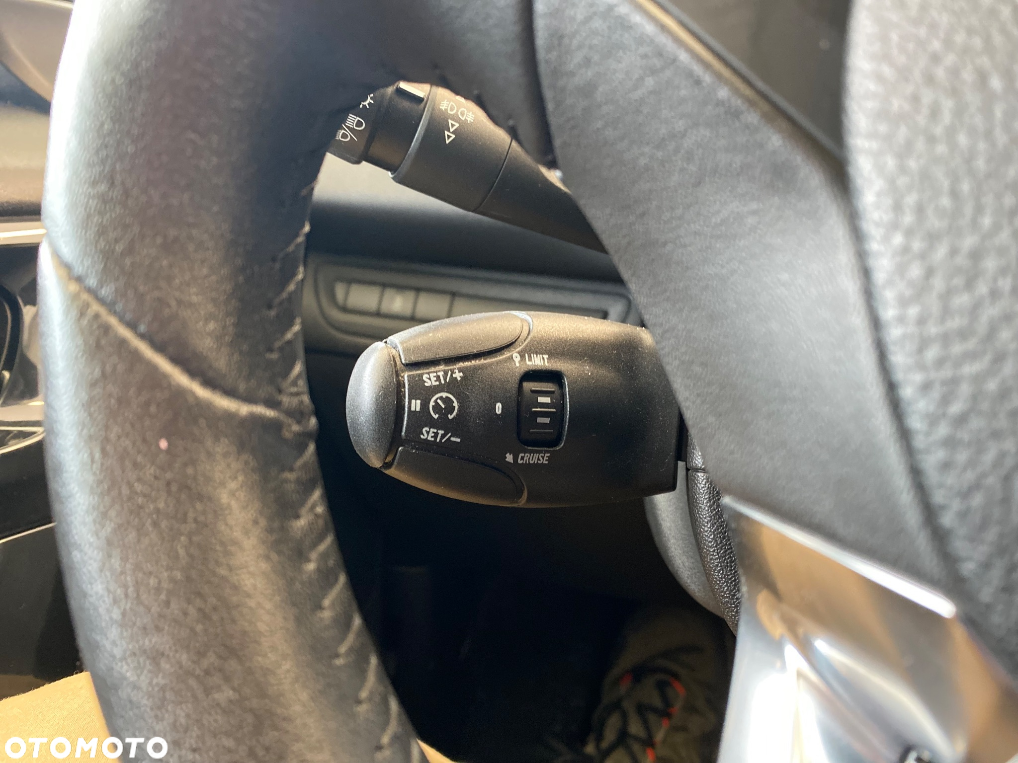 Peugeot 208 1.6 BlueHDi Active - 17