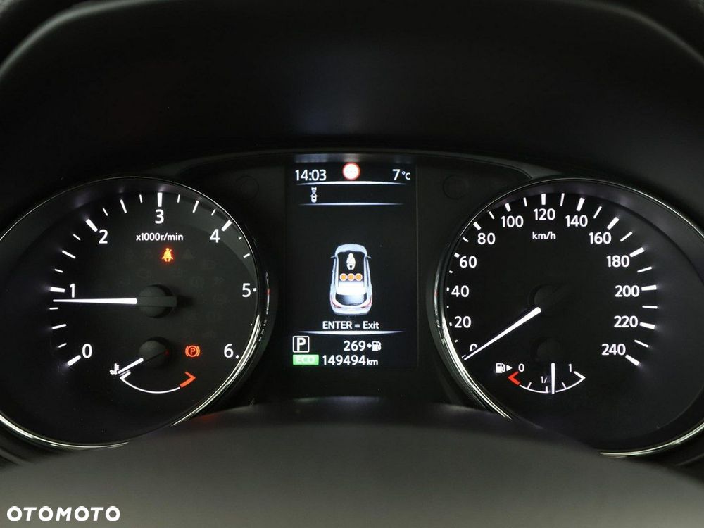 Nissan Qashqai 1.6 DCi Xtronic TEKNA - 22