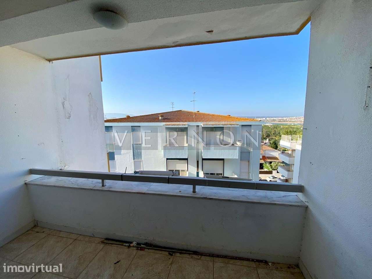 Algarve para venda Apartamento T2+1 com Vista Rio a 50m da Praia da Ro - Grande imagem: 2/28
