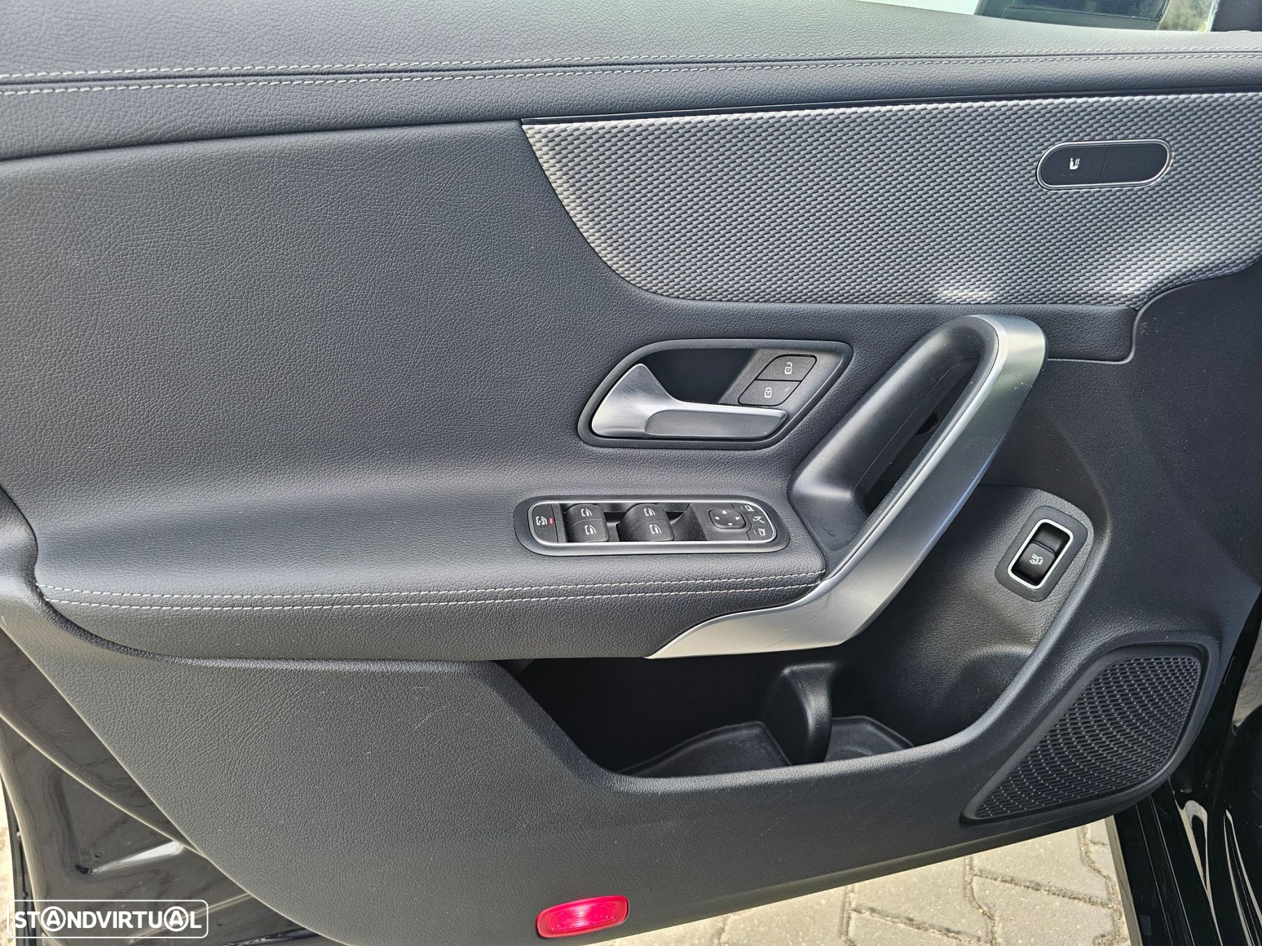 Mercedes-Benz CLA 180 d Shooting Brake Progressive - 9