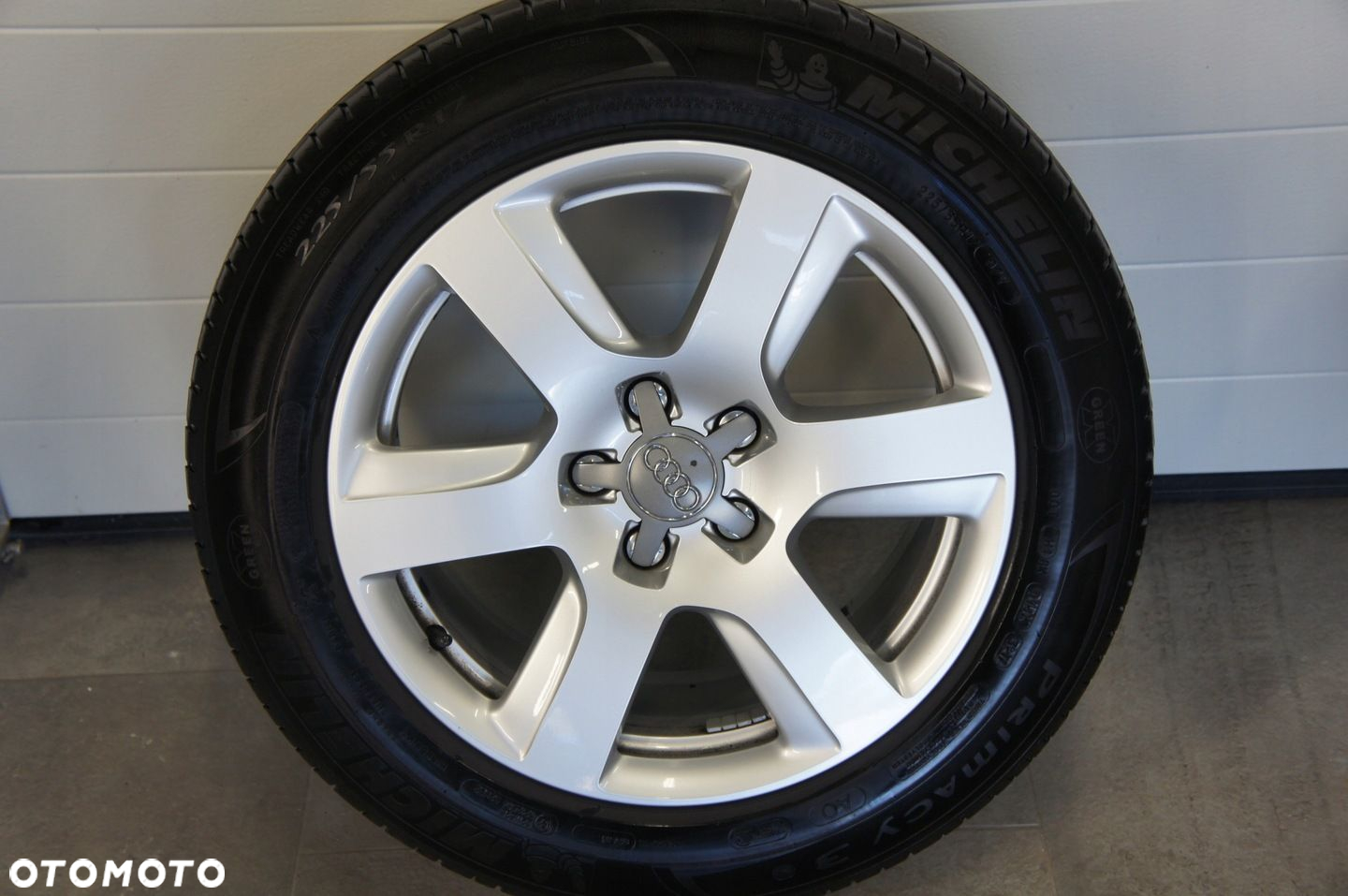 NR 283 Koła Zima Alufelgi AUDI A6 4G0 225/55/17 Michelin - 2