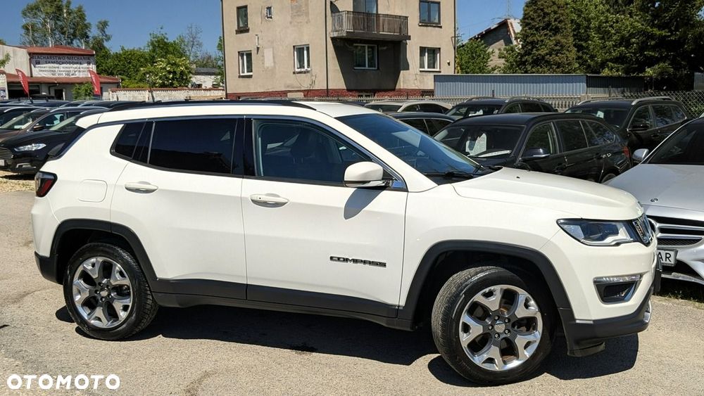 Jeep Compass - 8