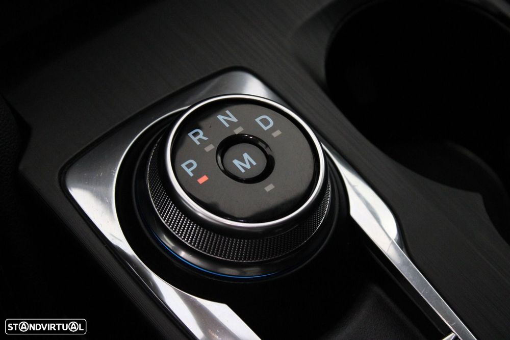 Ford Kuga - 26
