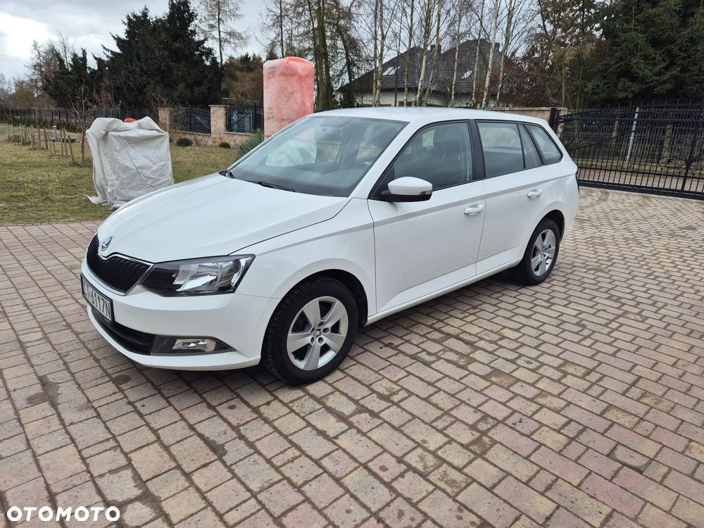 Skoda Fabia 1.2 TSI Active - 1