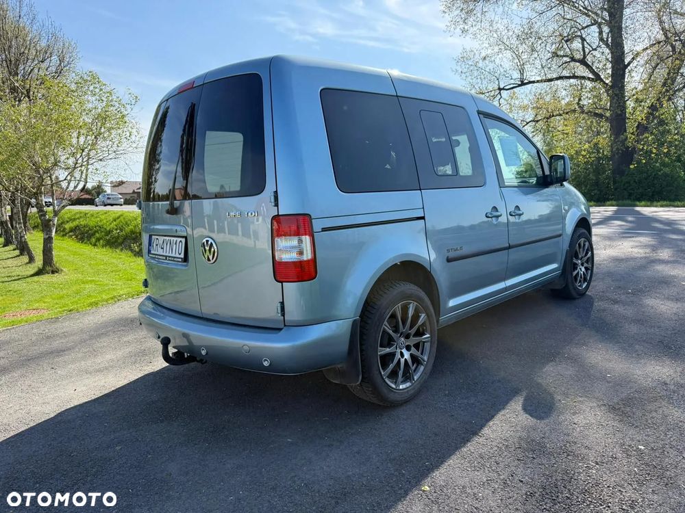 Volkswagen Caddy 1.9 DPF Life (7-Si.) - 4