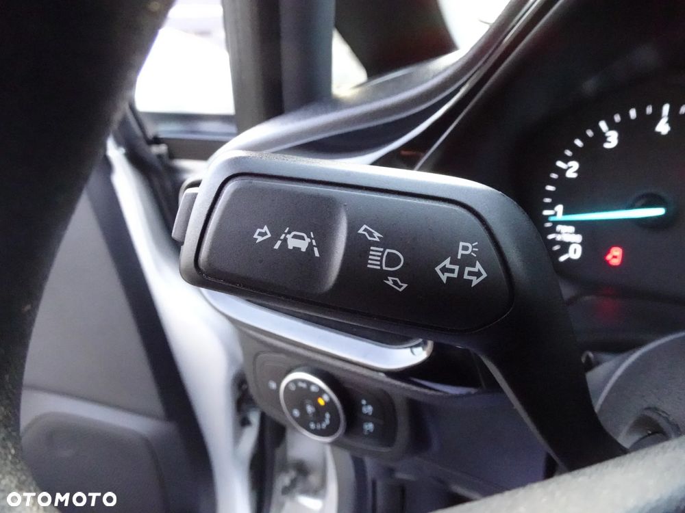 Ford Fiesta 1.1 Trend - 29