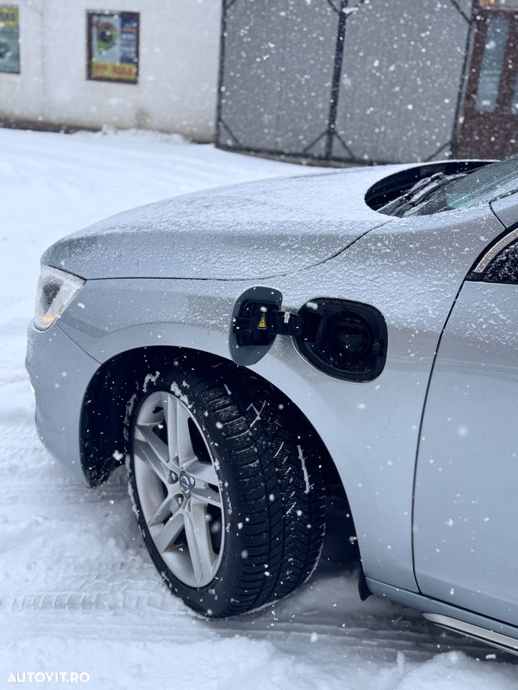 Volvo V60 D5 AWD Basic - 14