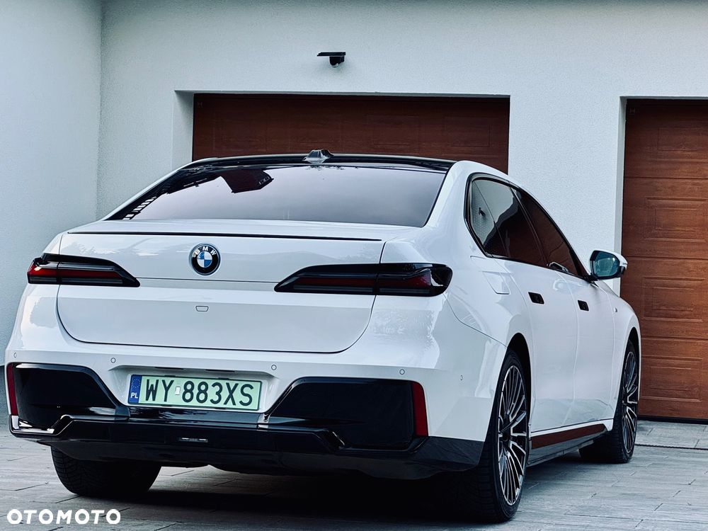 BMW i7 105.7kWh xDrive60 M Sport - 8