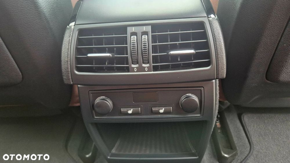 BMW X5 xDrive30d Blue Performance - 26